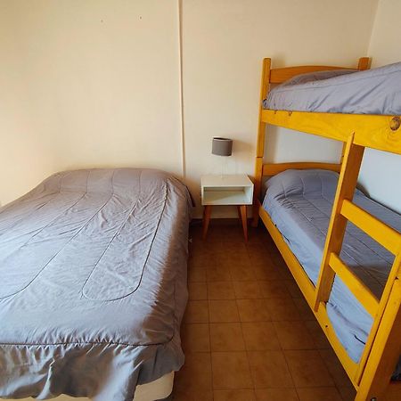 El Faro Hostel ปูแอร์โตมาดริน ภายนอก รูปภาพ
