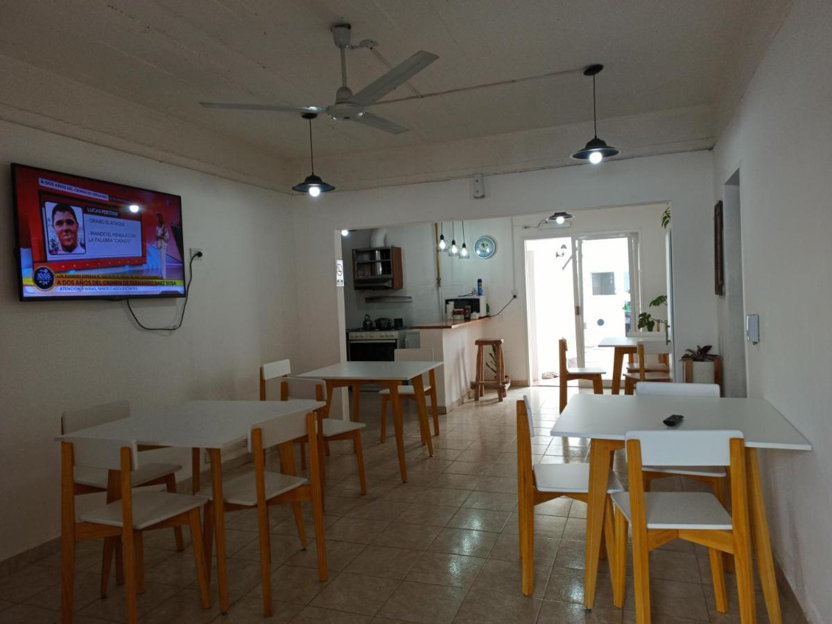 El Faro Hostel ปูแอร์โตมาดริน ภายนอก รูปภาพ