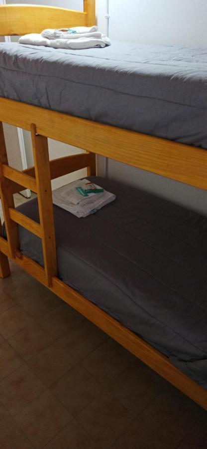 El Faro Hostel ปูแอร์โตมาดริน ภายนอก รูปภาพ