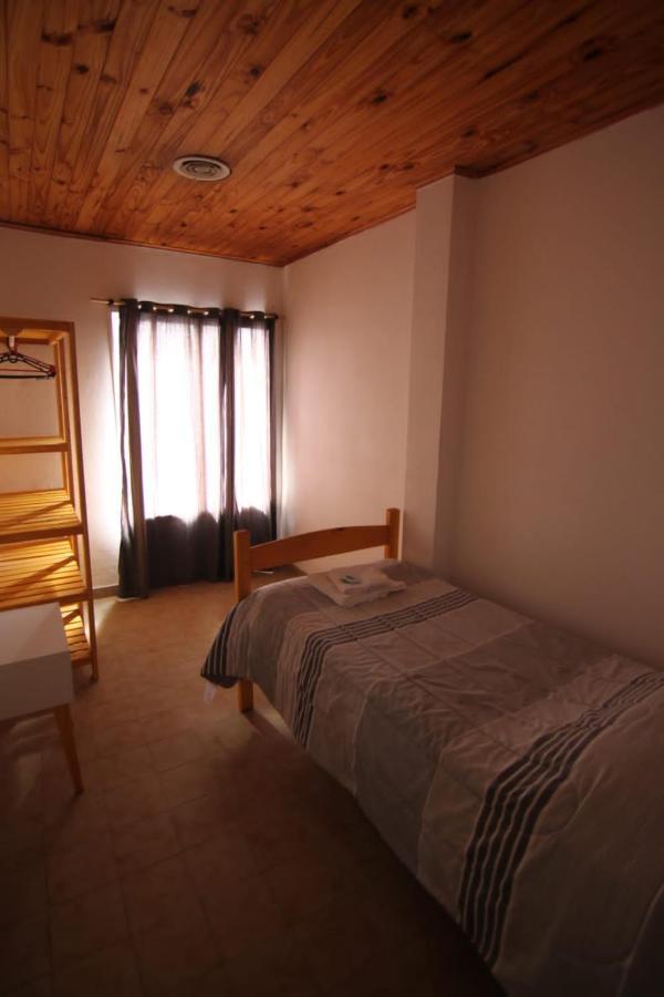 El Faro Hostel ปูแอร์โตมาดริน ภายนอก รูปภาพ