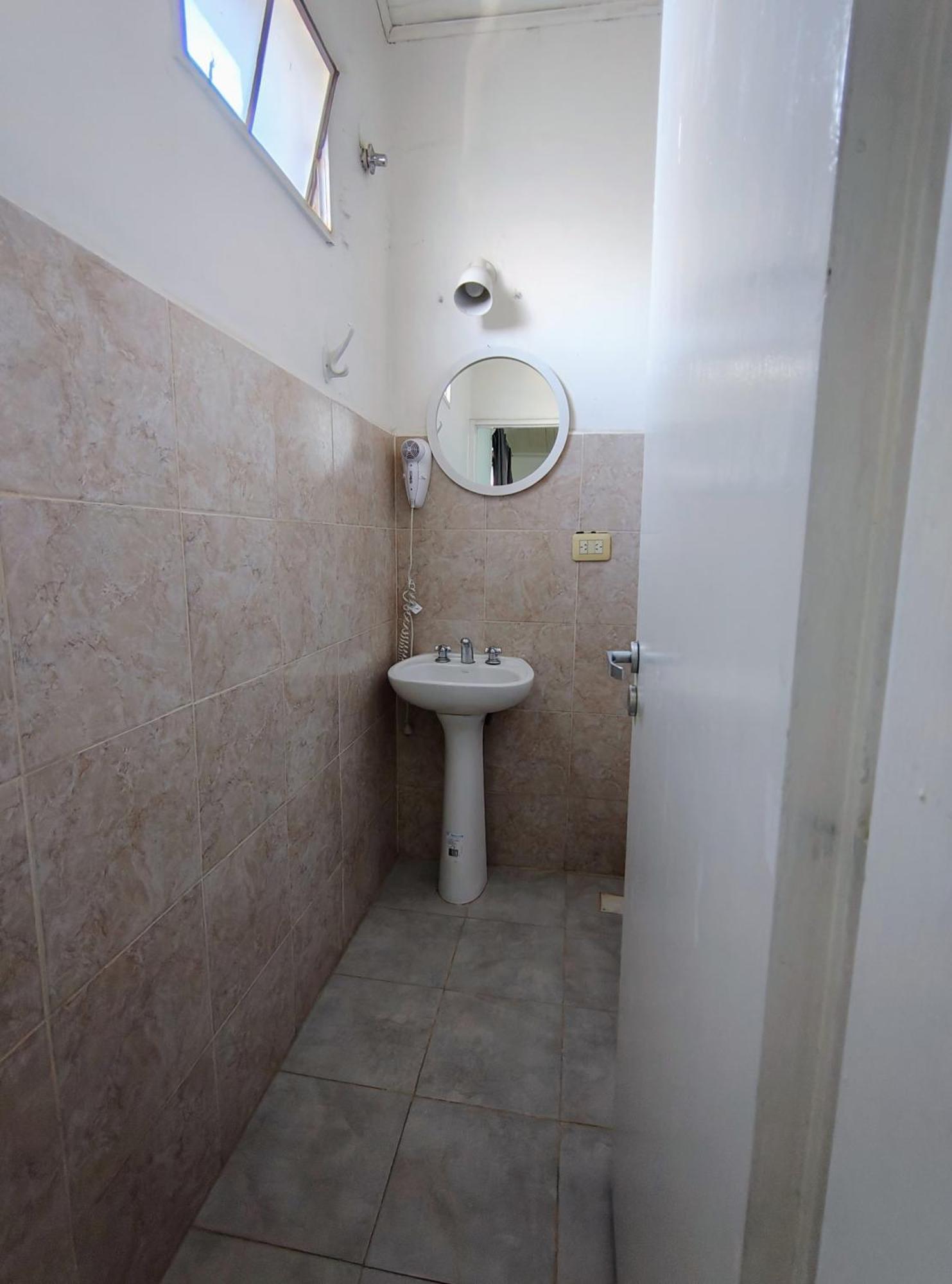 El Faro Hostel ปูแอร์โตมาดริน ภายนอก รูปภาพ