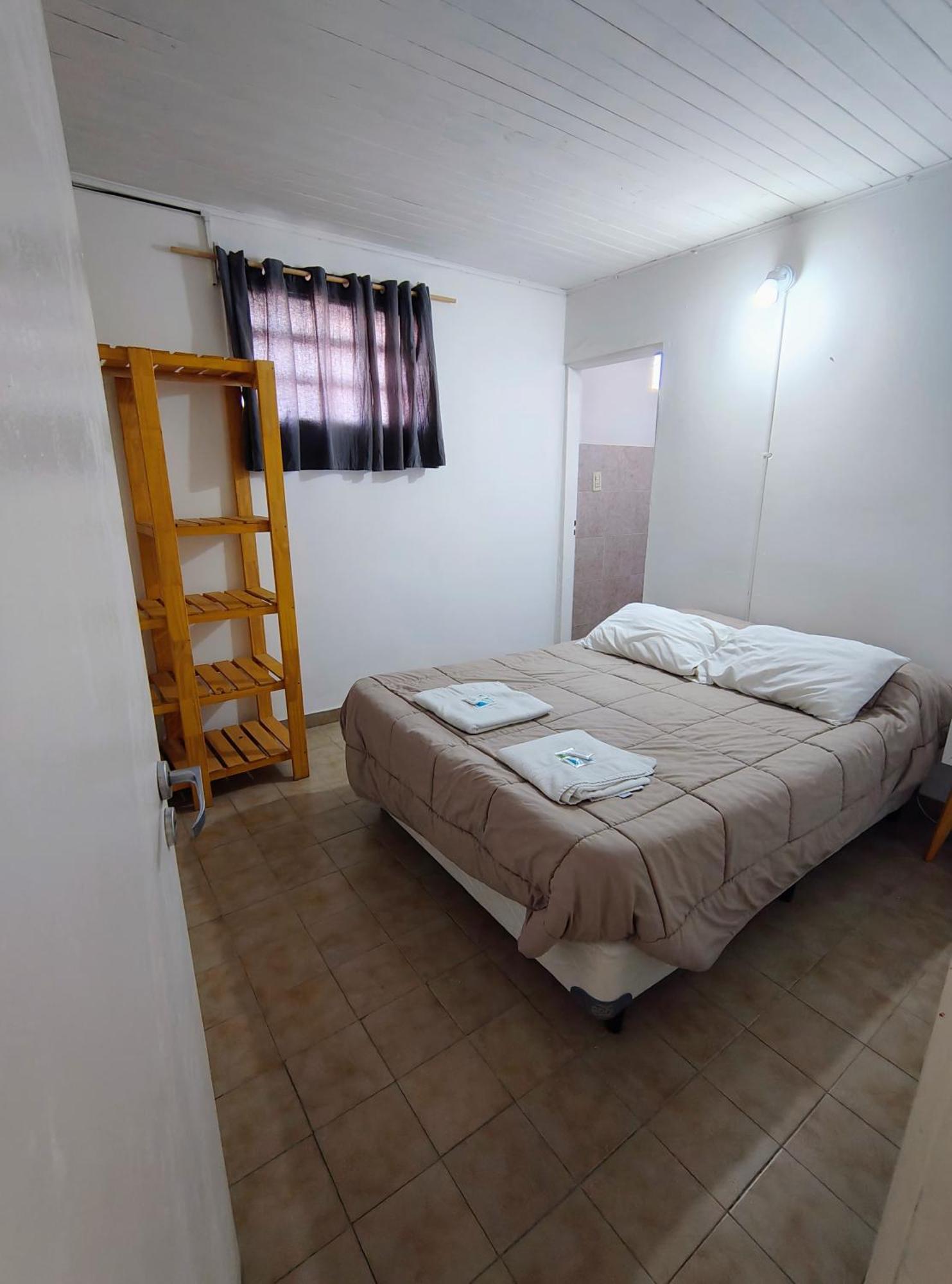 El Faro Hostel ปูแอร์โตมาดริน ภายนอก รูปภาพ