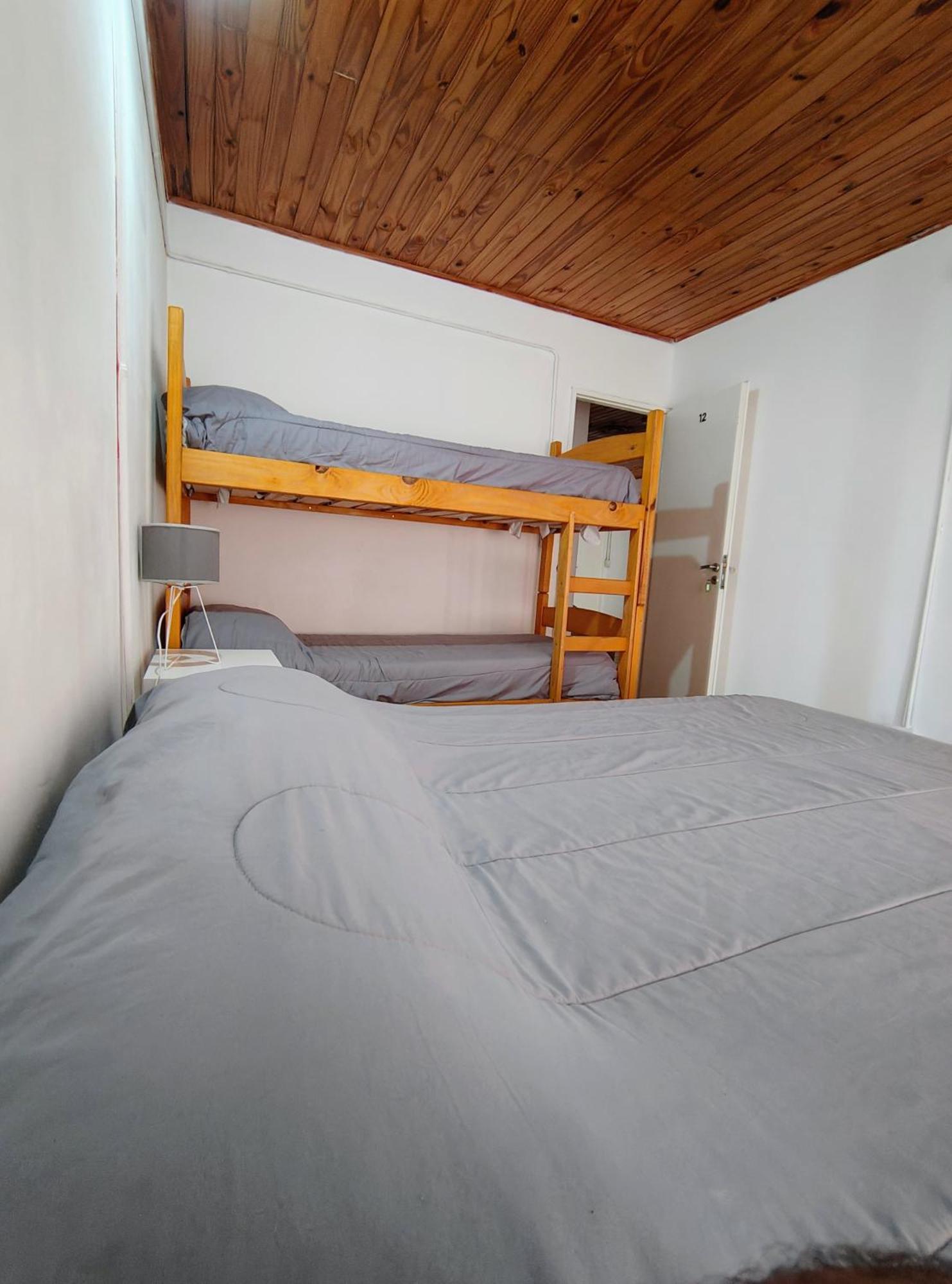 El Faro Hostel ปูแอร์โตมาดริน ภายนอก รูปภาพ