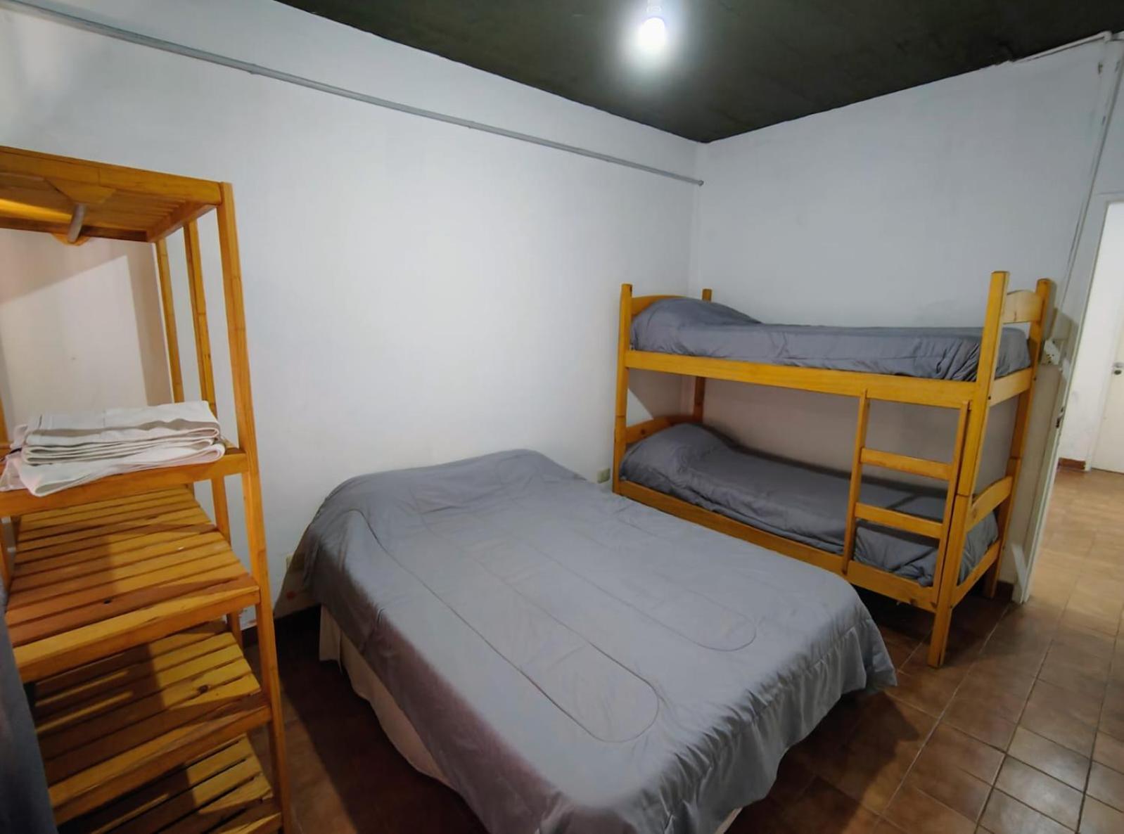 El Faro Hostel ปูแอร์โตมาดริน ภายนอก รูปภาพ